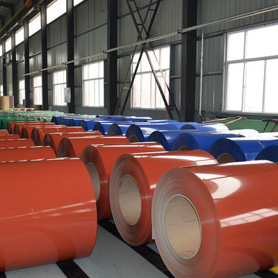 PE SMP HDP PVDF Επιφάνεια PPGI Ζυγισμένη τροχιά χάλυβα για φύλλα οροφής σε πλάτος 1219mm 1500mm